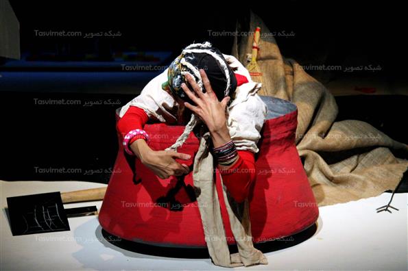 اجرای نمایش هذیان دونفره