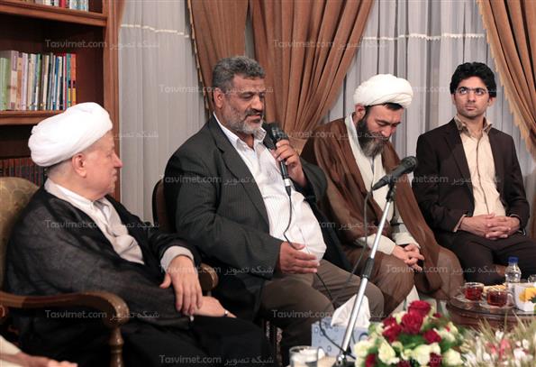 دیداراعضای ستاد یادواره ‌شهدای یزدل کاشان با هاشمی