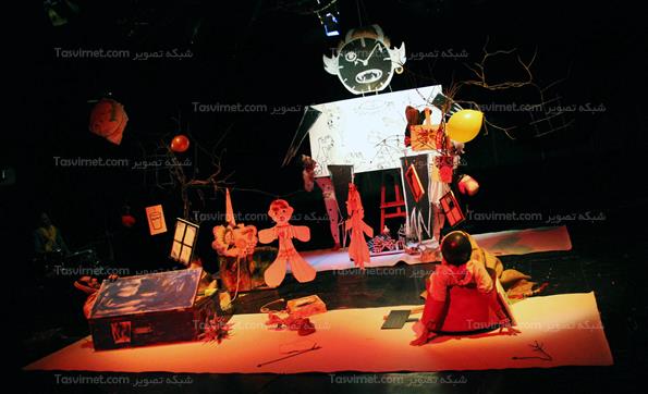 اجرای نمایش هذیان دونفره