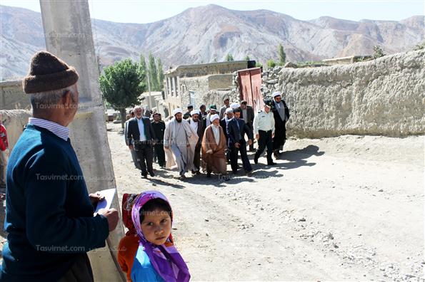 بازدید امام جمه بجنورد از مناطق محروم گیفان