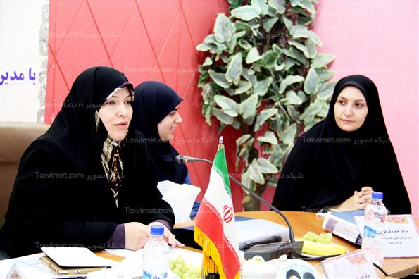 نشست مشاورامور زنان باحضور مشاور وزیر کشور