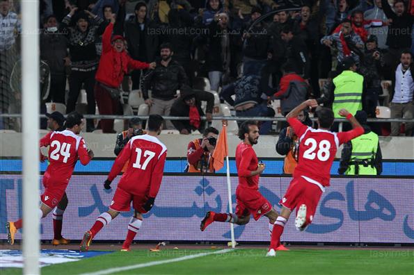 دیدار تیم های استقلال و پرسپولیس