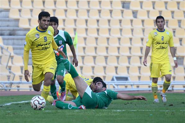 دبدار تیم های نفت تهران و صنعت ساری