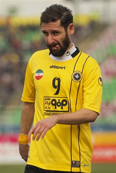 دیدار تیم های سپاهان و گسترش فولاد تبریز