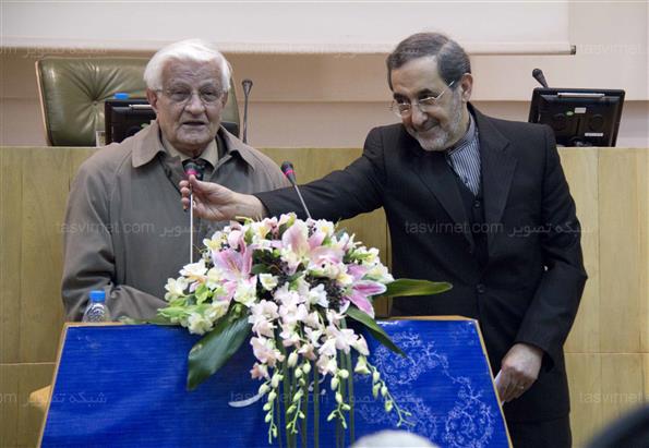 مراسم روز پژوهش و تقدیر از پژوهشگران برتر