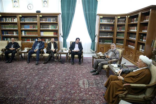 دبیران کل هفت حزب سیاسی در مجمع تشخیص مصلحت نظام