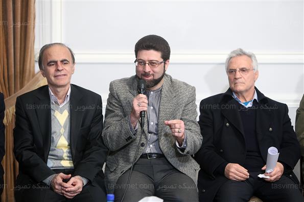 دیدار جمعی از وزنه‌برداران با هاشمی رفسنجانی