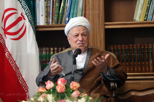 دیدار جمعی از وزنه‌برداران با هاشمی رفسنجانی