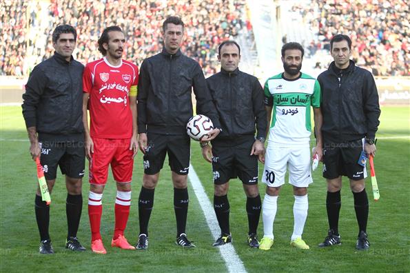 دیدار تیم های پرسپولیس و ذوب آهن