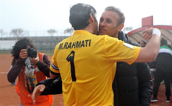 دیدار تیم های پیکان و ذوب آهن