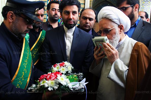 رونمایی از درب طلای حرم سید علاالدین‌ حسین(ع)