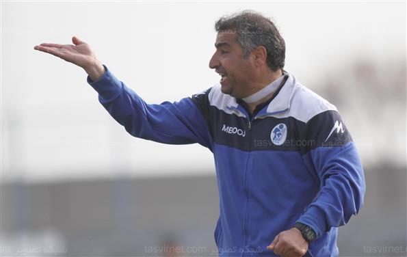 دیدار تیم های پیکان و ذوب آهن