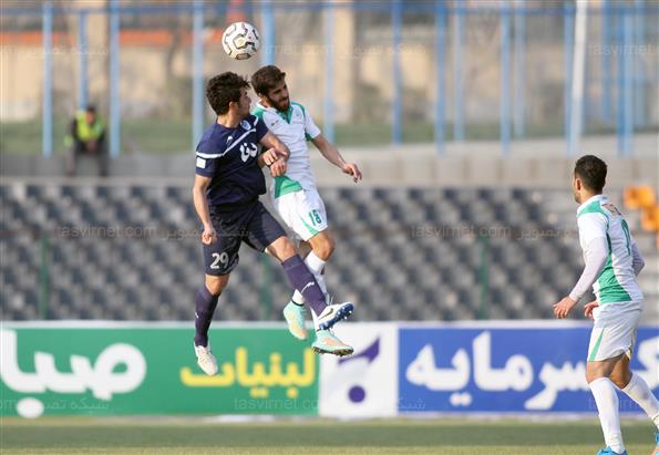 دیدار تیم های پیکان و ذوب آهن