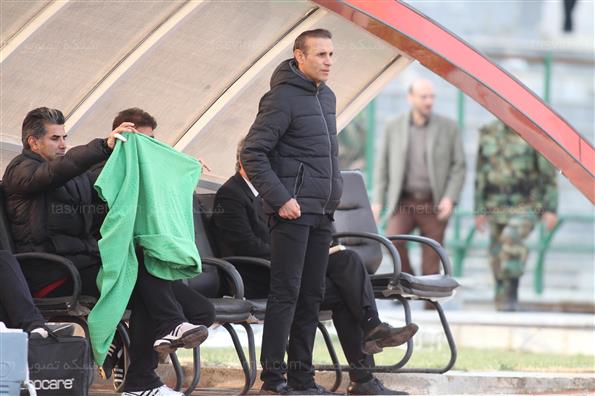 دیدار تیم های پیکان و ذوب آهن