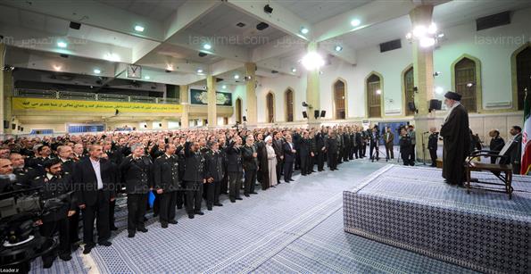 دیدار فرماندهان نیروی انتظامی با مقام معظم رهبری