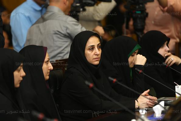 دیدار رئیس مجلس شورای اسلامی  با کارکنان زن مجلس