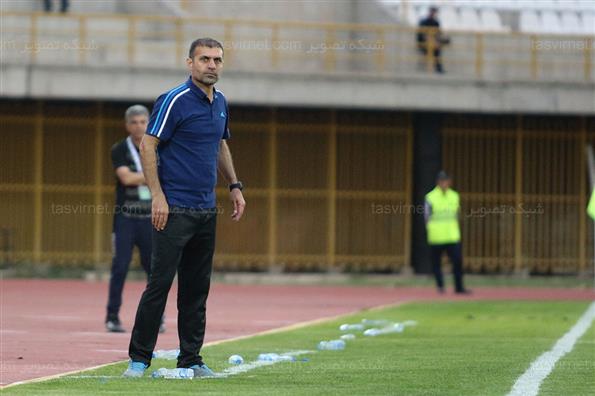 دیدار تیمهای فوتبال سایپا و استقلال خوزستان