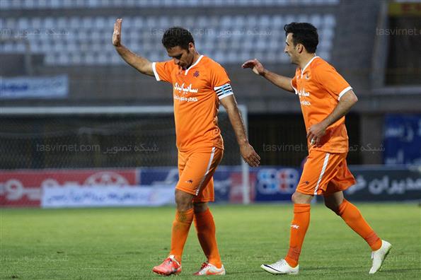 دیدار تیمهای فوتبال سایپا و استقلال خوزستان