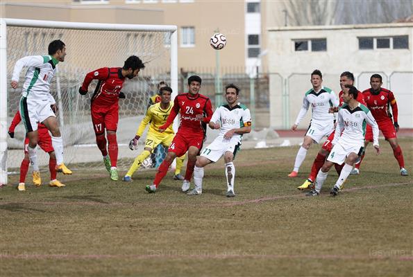 پاس 0 _ ایران جوان بوشهر 1