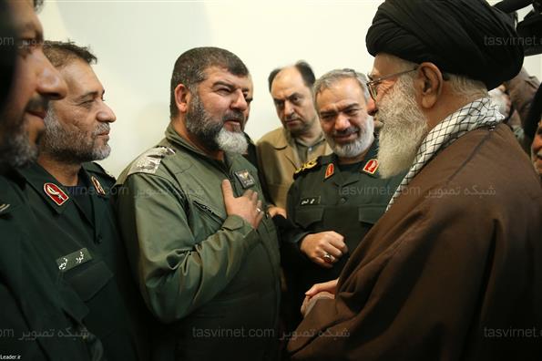 دیدار پاسداران جوان نیروی دریایی سپاه با رهبر معظم