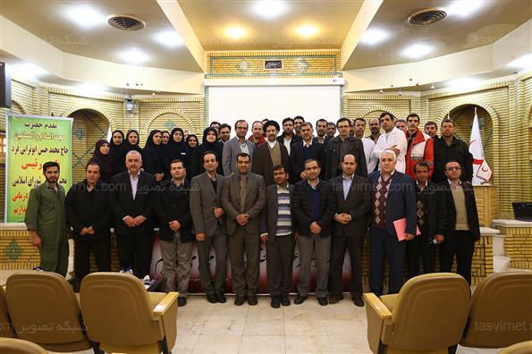 بازدید ابوترابی فرد از مجتمع دارودرمانی هلال ایران