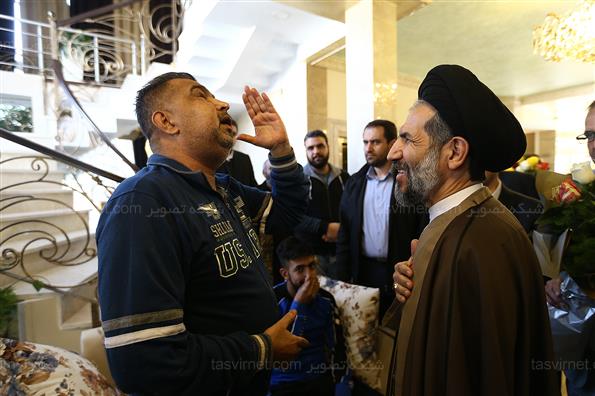 بازدید ابوترابی فرد از مجتمع دارودرمانی هلال ایران