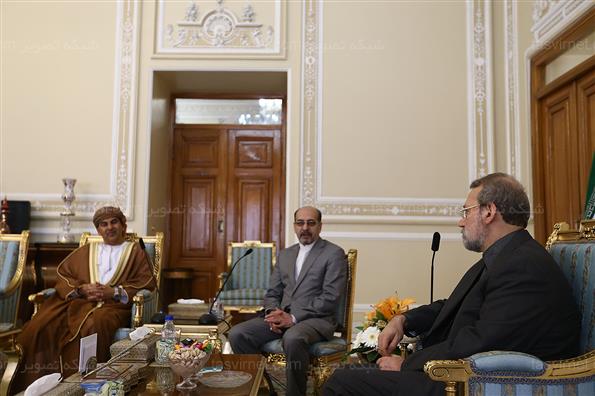 دیدار رئیس مجلس با سفیر عمان