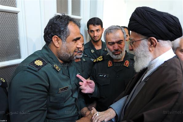 دیدار پاسداران جوان نیروی دریایی سپاه با رهبر معظم