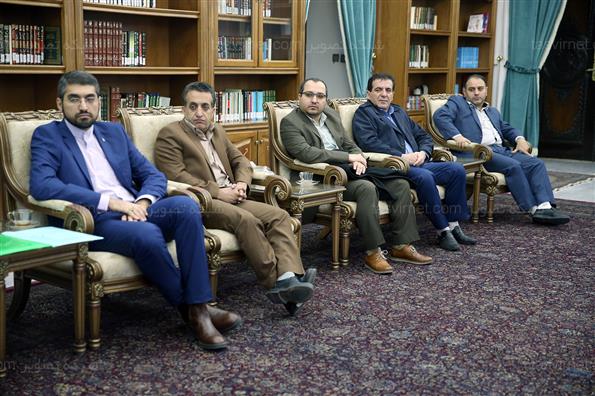 دیدار جمعیت جوانان انقلاب اسلامی با هاشمی رفسنجانی