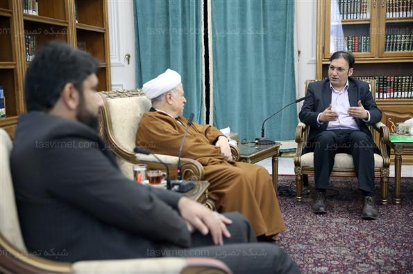 دیدار جمعیت جوانان انقلاب اسلامی با هاشمی رفسنجانی