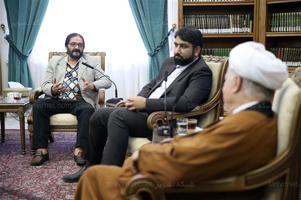 دیدار جمعیت جوانان انقلاب اسلامی با هاشمی رفسنجانی