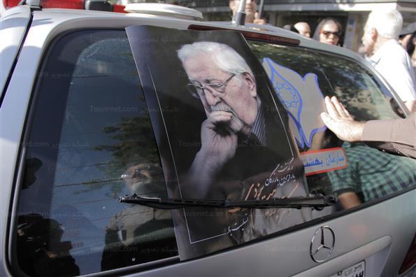 مراسم تشییع پیکر ابراهیم یزدی