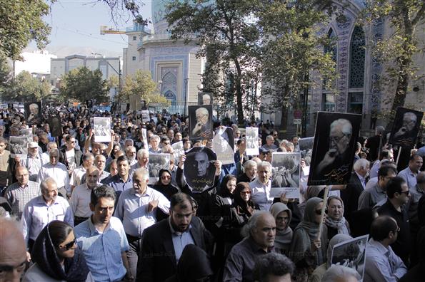 مراسم تشییع پیکر ابراهیم یزدی