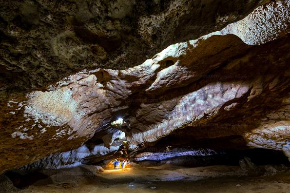 غار کتله خور