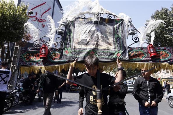 مراسم عزاداری روز عاشورا