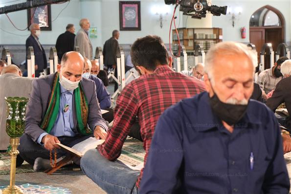 جزءخوانی قرآن کریم در حرم عبدالعظیم حسنی(ع)