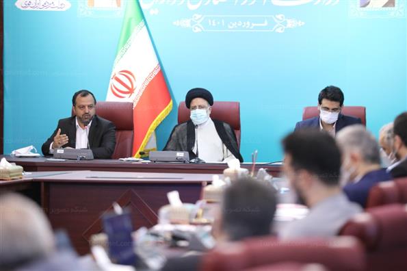 حضور رئیس جمهور در وزارت اقتصاد