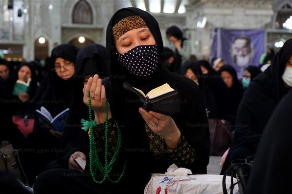 مراسم احیای شب بیست و یکم ماه رمضان در مرقد امام خمینی