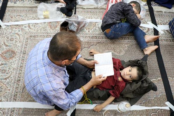 مراسم احیای شب بیست و یکم ماه رمضان در مرقد امام خمینی