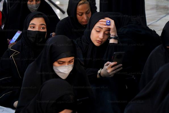 مراسم احیای شب بیست و یکم ماه رمضان در مرقد امام خمینی