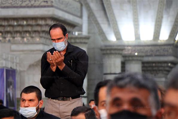 مراسم احیای شب بیست و یکم ماه رمضان در مرقد امام خمینی