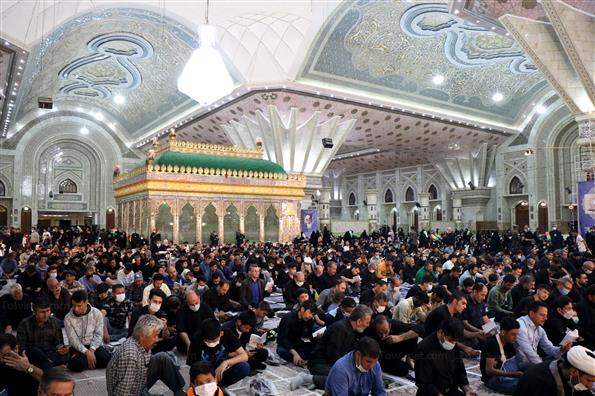 مراسم احیای شب بیست و یکم ماه رمضان در مرقد امام خمینی