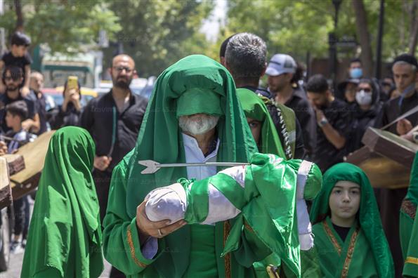 مراسم عزاداری تاسوعا حسینی در بازار تهران