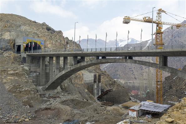 روند پیشرفت باند غربی منطقه 2 آزادراه تهران شمال توسط مهندسین و پیمانکاران توانمند کشور