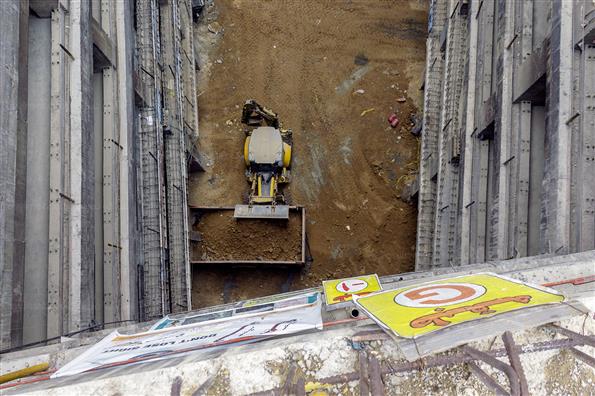 روند توسعه پارکینگ نیایش