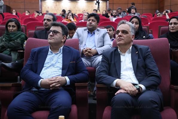 آیین رونمایی از کتاب (در آرزوی دیدن هایکا)