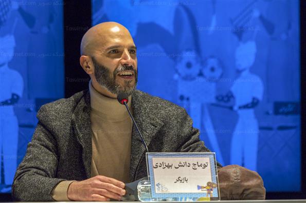 نشست خبری و فتوکال فیلم آبستن